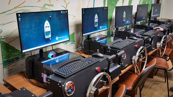 Виртуальный учебный комплекс «Тренажер для отработки навыков судовождения» К4. Учебный класс малый