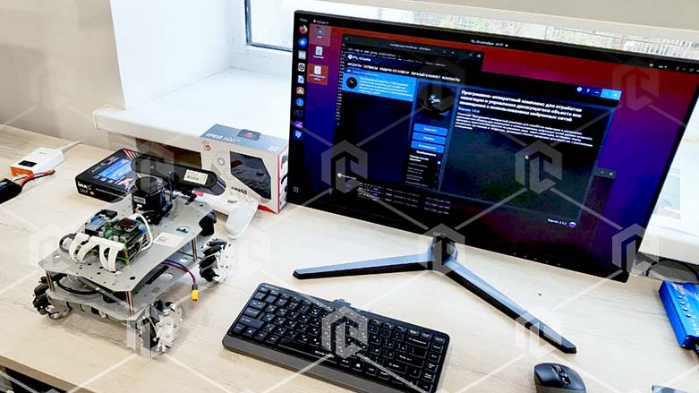 фото Программно-аппаратный комплекс "Отработка навигации и управления движущегося объекта вне помещения с использованием нейронных сетей"