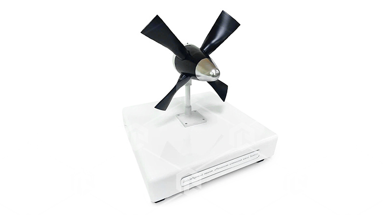 фото Действующий макет «Механизм изменения шага винта»